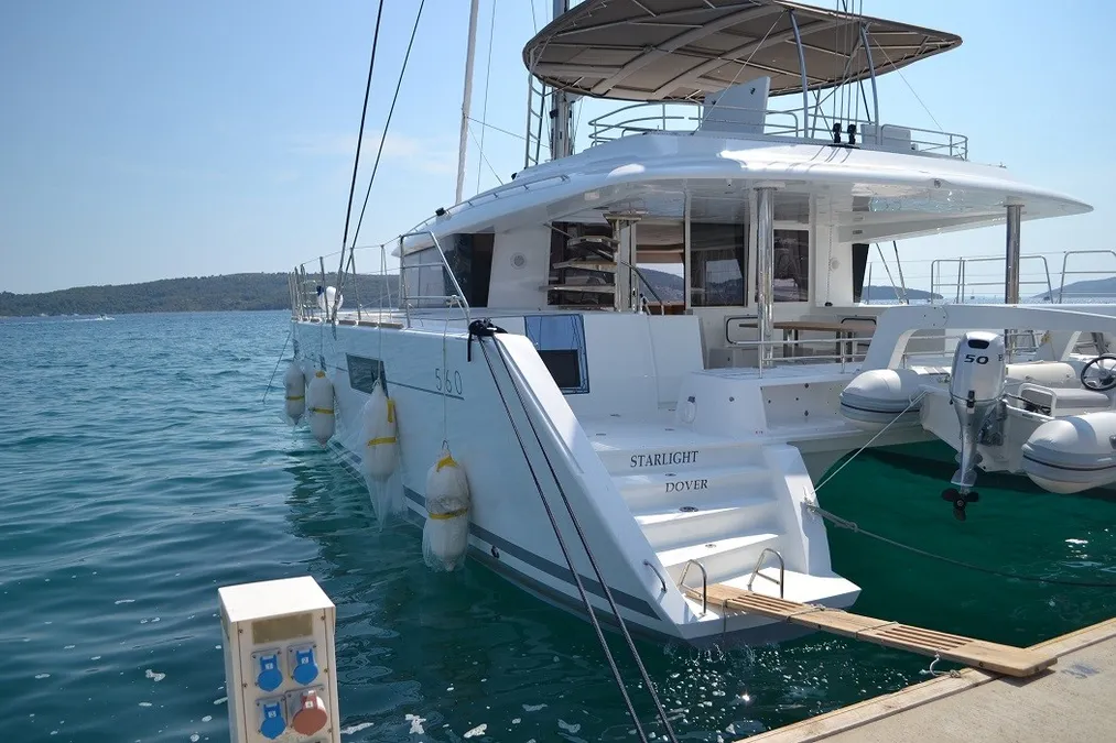 Starlight-Lagoon-560-Luxury-Bareboat-Skippered-Yachting-Sailing-Catamaran-Yacht-Charter-Rental-Greece 3